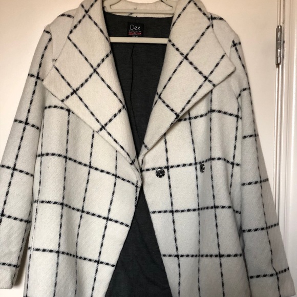 white and black trench coat - Picture 2 of 3